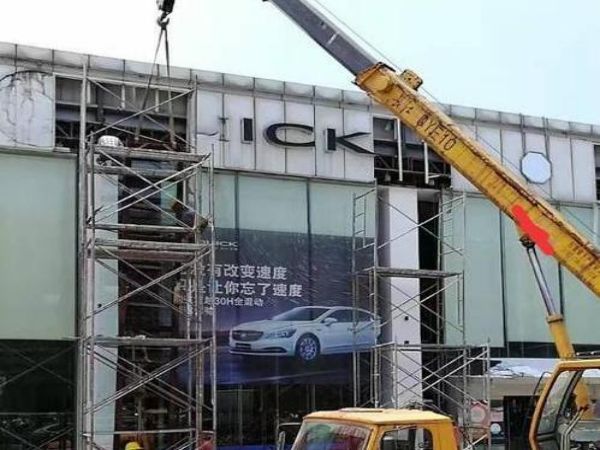 会昌县吊车租赁_远离建筑施工吊车行业相关矛盾
